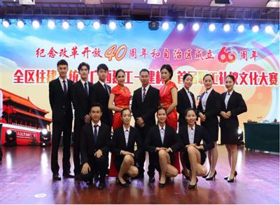 初登礼仪文化大舞台 展露乐鱼官网注册-乐鱼（中国）
人优雅风姿